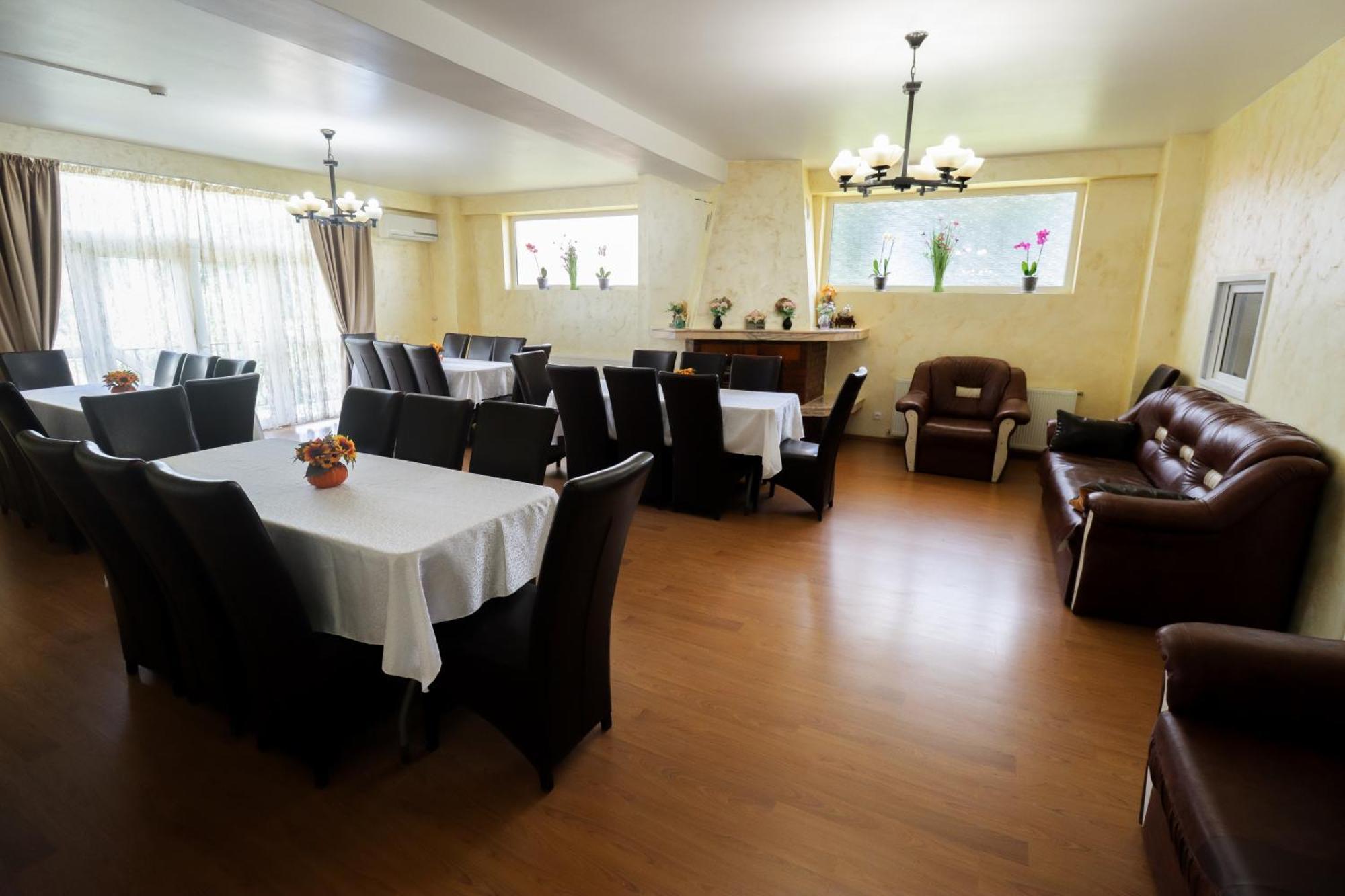 Belvedere Olanesti Guest house *